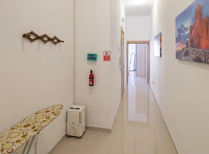 아파트 Modern 2 Bedroom